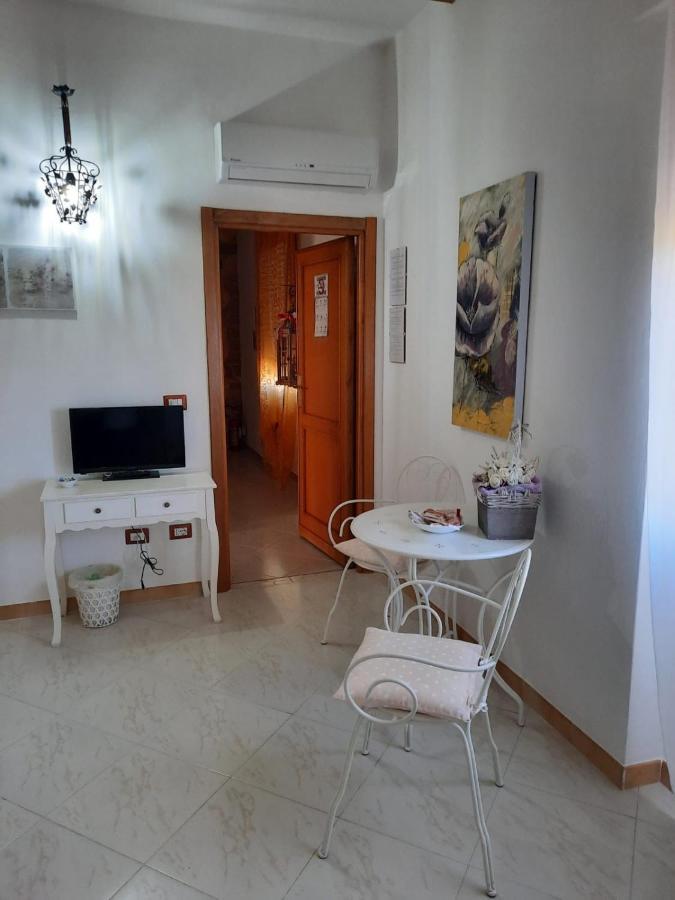 Fattoria La Traccia Villa Fertilia Exteriör bild